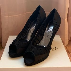 White House/Black Market heels, size 8 1/2